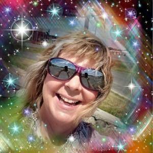 Meet your Posher, Becky